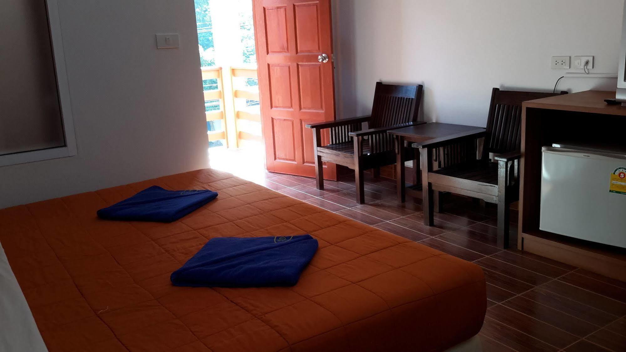 N.D.Hotel เกาะลันตา ภายนอก รูปภาพ